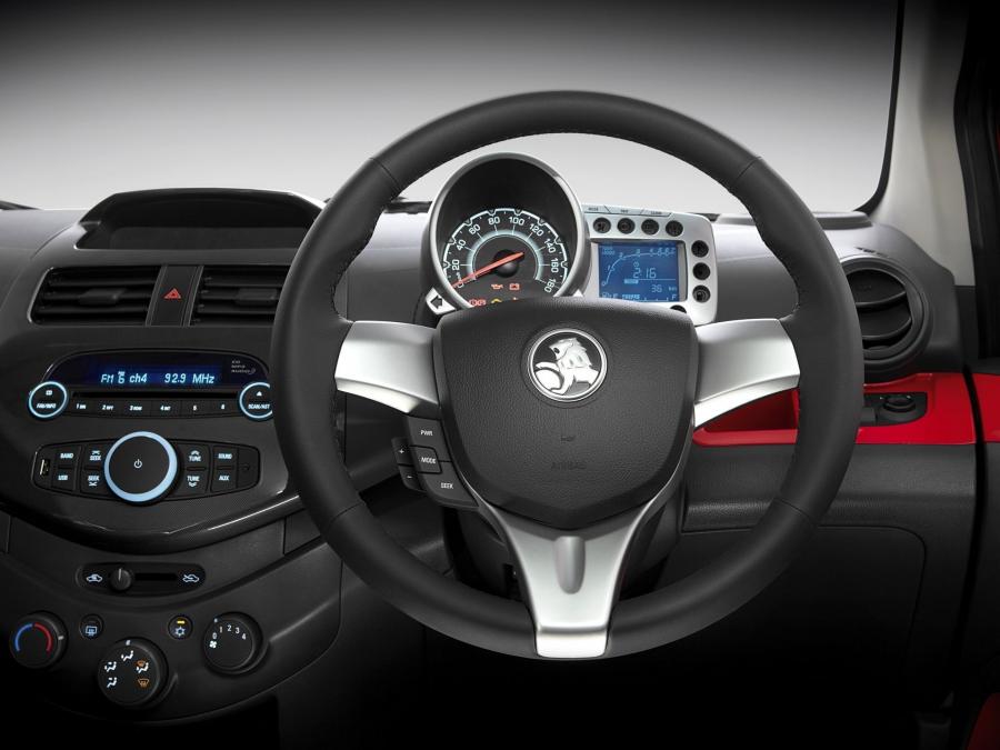  Holden Barina Spark 2010 года  (фото 40 из 40)